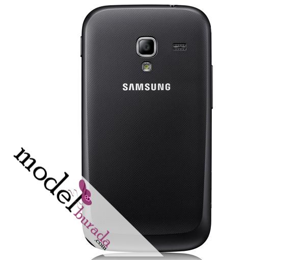 Samsung i8160 Galaxy Ace 2  (3)