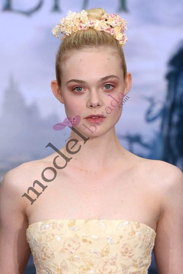 Aksesuarlı Saç Modelleri (1)