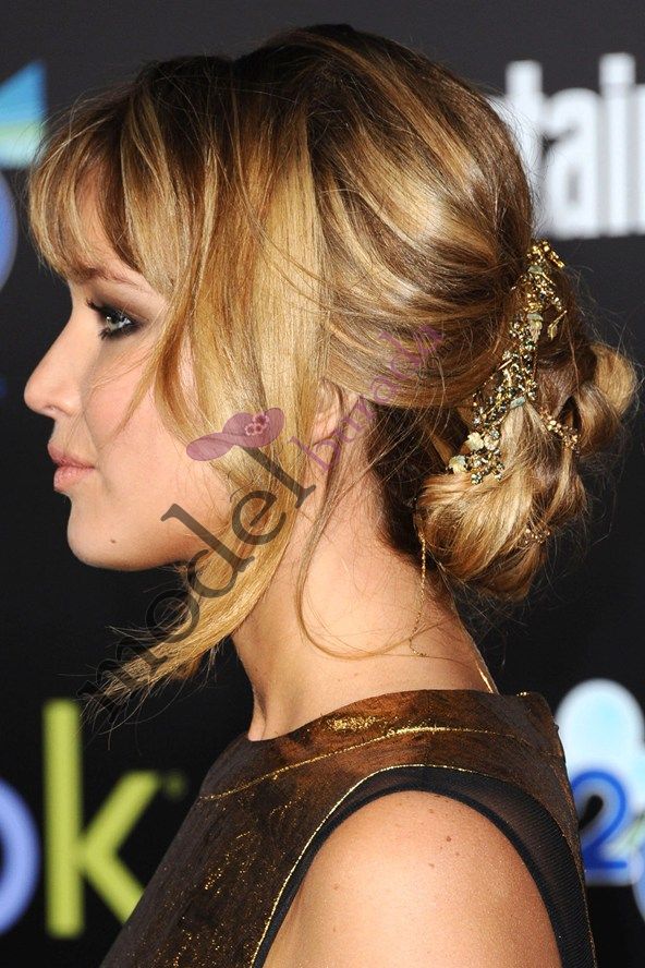 Aksesuarlı Saç Modelleri (27)