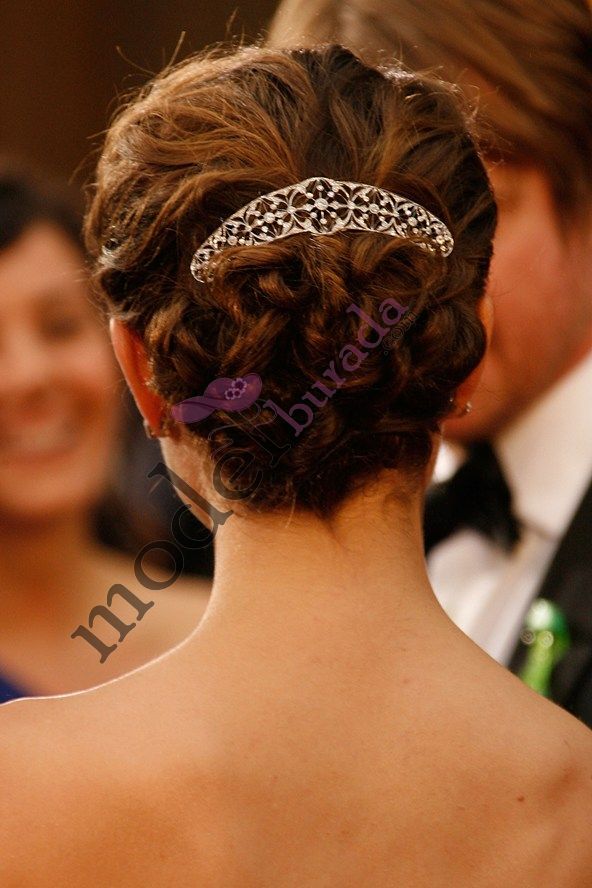 Aksesuarlı Saç Modelleri (37)