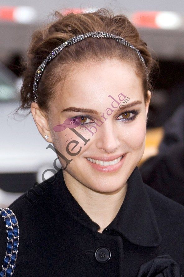 Aksesuarlı Saç Modelleri (38)