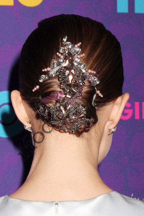 Aksesuarlı Saç Modelleri (4)